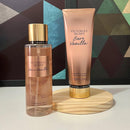 Kit Victoria's Secret Baunilha Bare Vanilla - Body Splash 250ml + Loção 236ml | Doce, quente e viciante